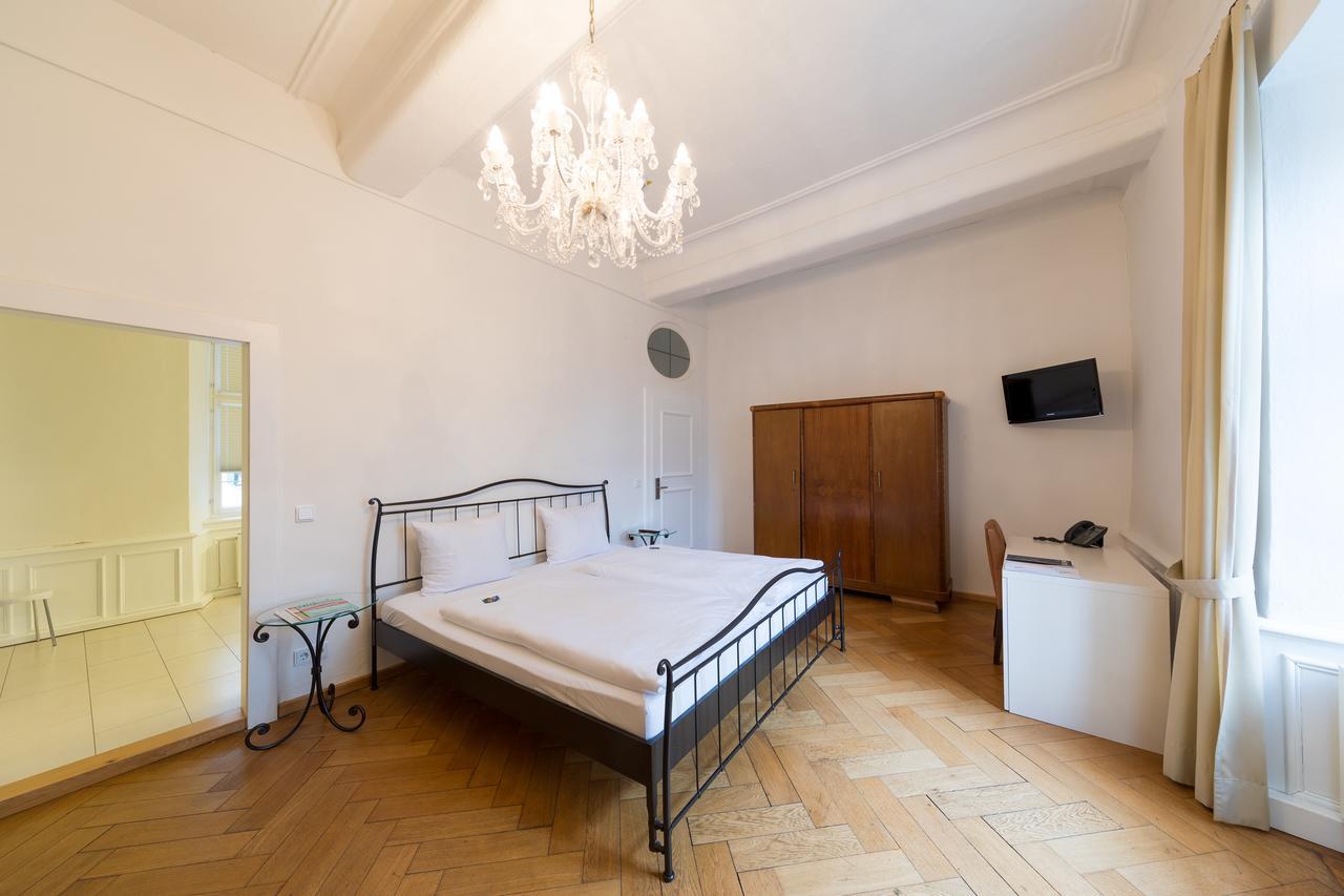 Schlossparkhotel Mariakirchen Arnstorf Dış mekan fotoğraf
