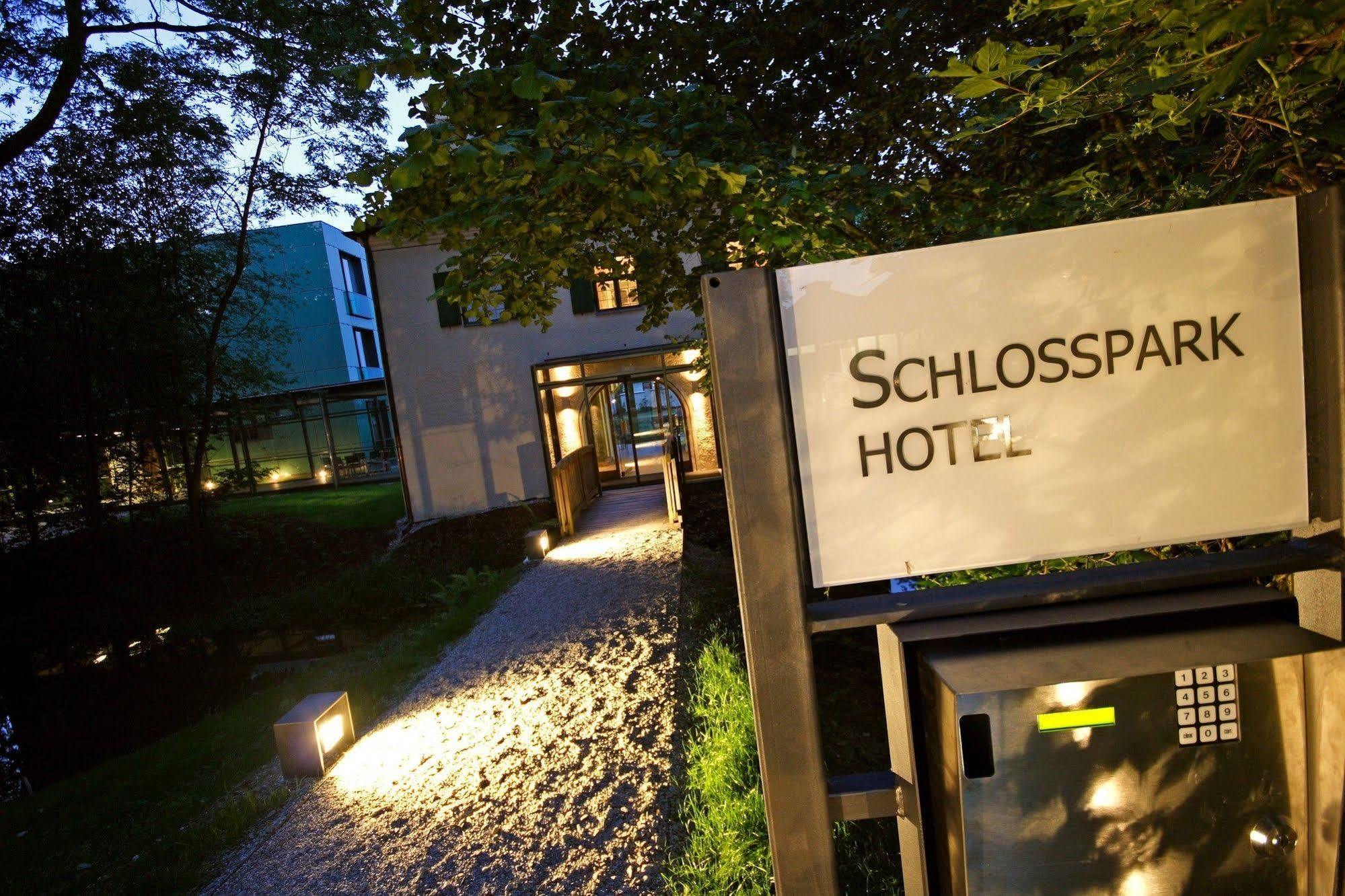 Schlossparkhotel Mariakirchen Arnstorf Dış mekan fotoğraf